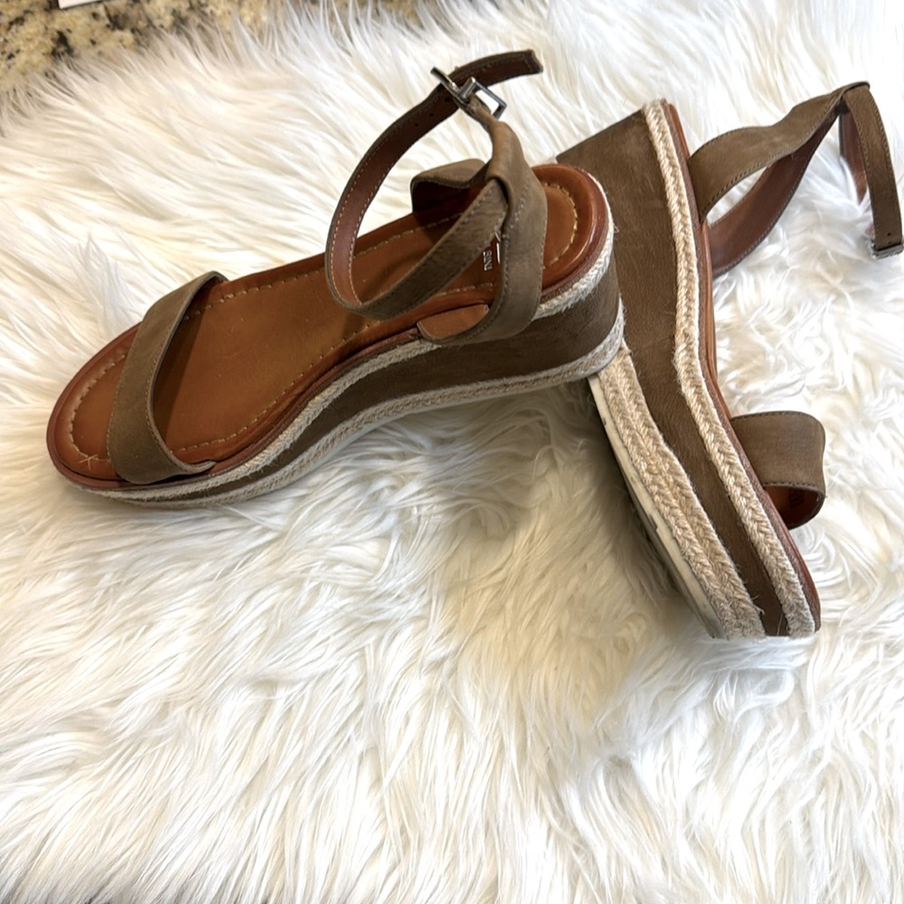 Gianni Bini Brown Leather Espadrille Sandals Size Women's 81/2